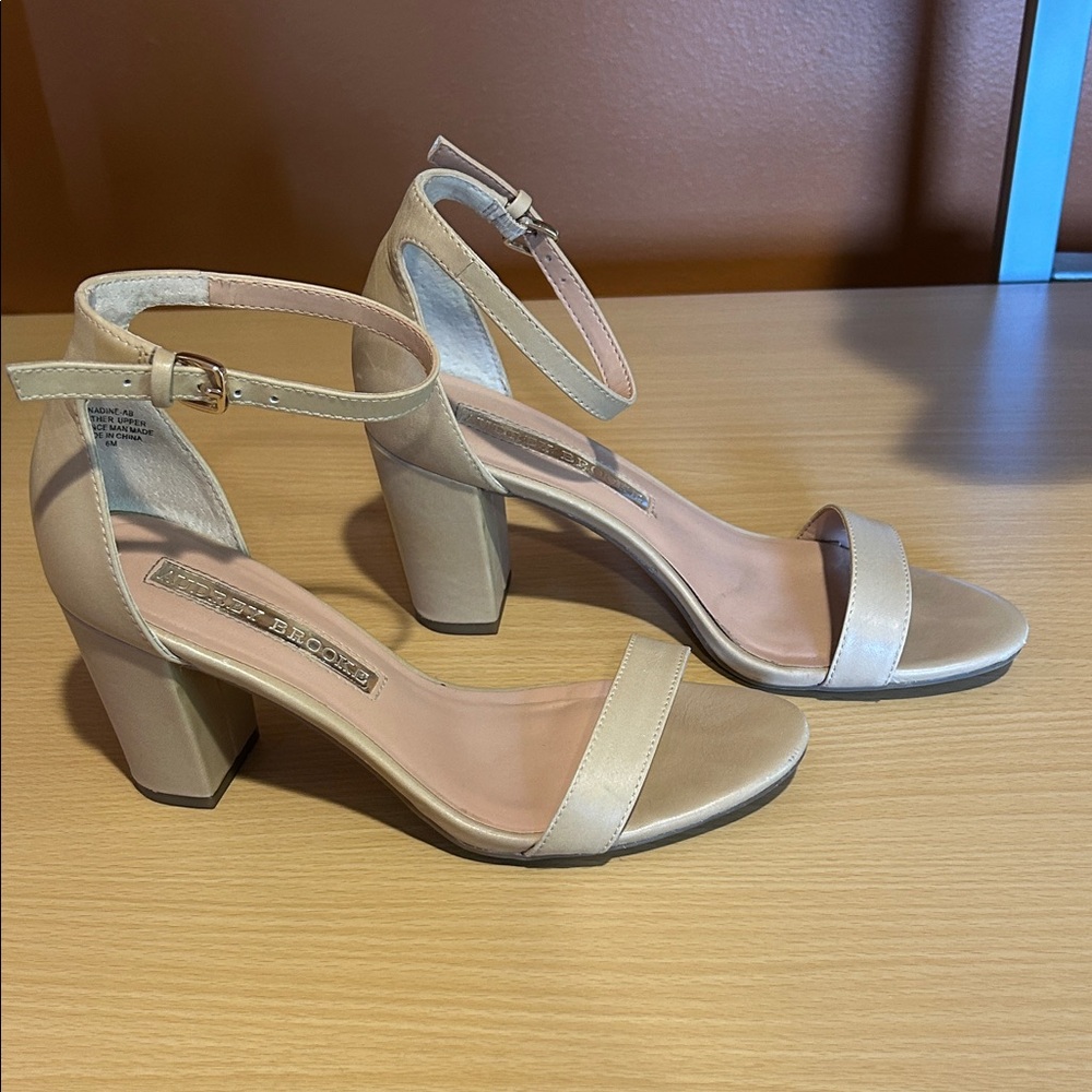 Audrey Brooke Heels - Size 6